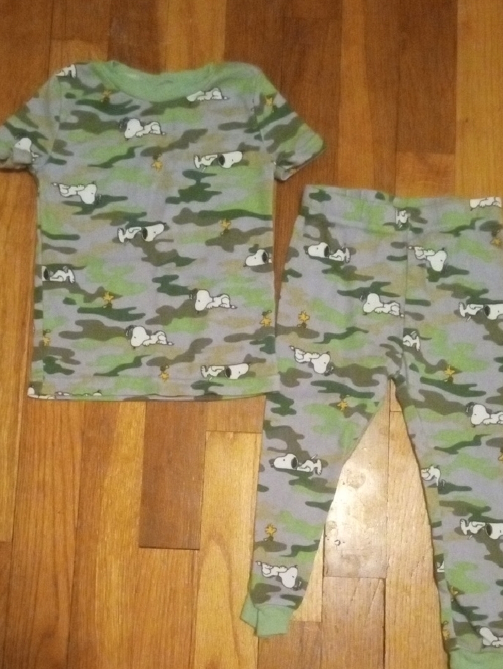 boys 3t SNOOPY camo pj set